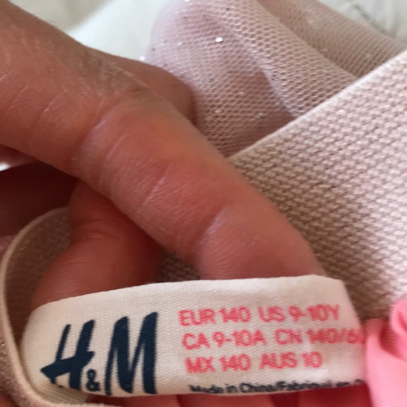 H and M tulle skirt - Picture 3 of 3